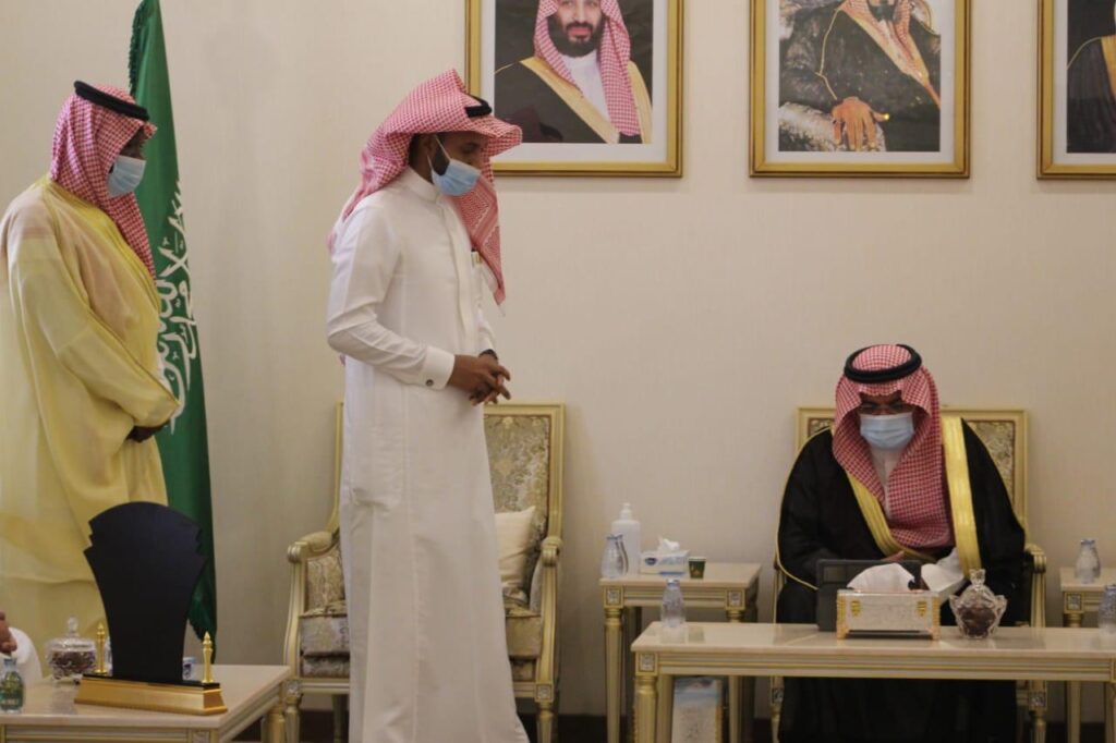 محافظ حفر الباطن يستقبل رئيس وأعضاء مجلس إدارة جمعية نفح الأمل لخدمة ذوي الإعاقة بالمحافظة