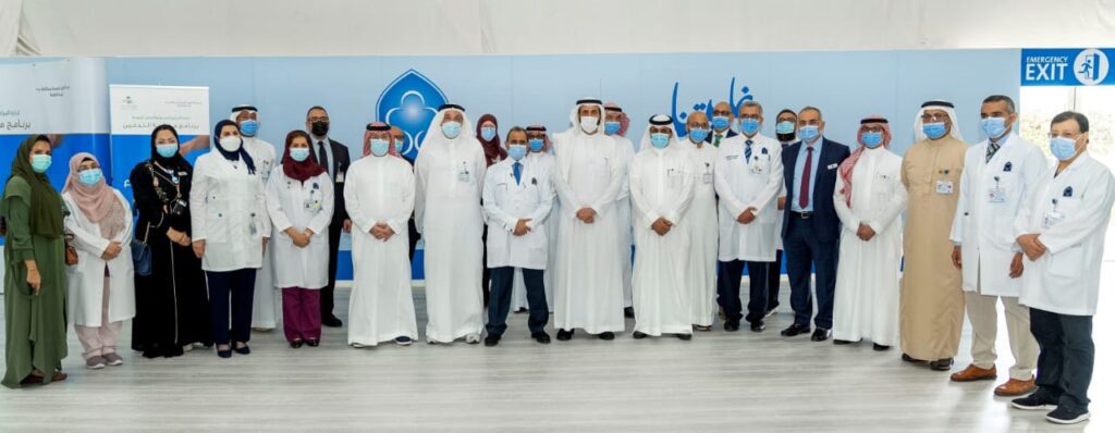 وزير الصحة يزور مركز لقاحات كورونا بمستشفى المركز الطبي الدولي بجدة