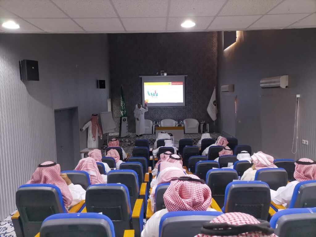 اكثر من عشرون متدربا في مكتب البيئة بحفر الباطن