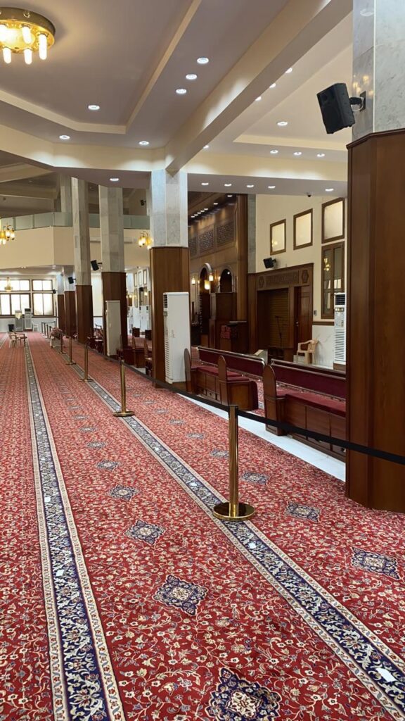 وزارة الشـؤون الإسـلامية جوامـع ومساجد المملكة بدأت استقبال المصلين لإقامة صلاة الجنائز وسط التزام وتقيد بالإجراءات الاحترازية