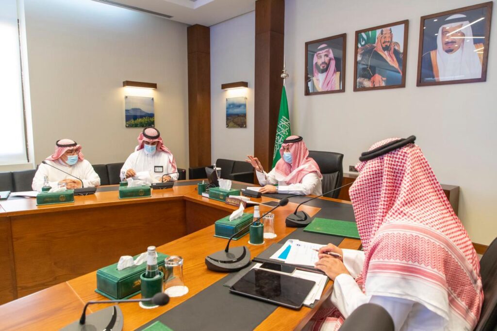 أمير منطقة حائل يرأس الاجتماع الثاني للجهات ذات العلاقة بالسياحة في المنطقة