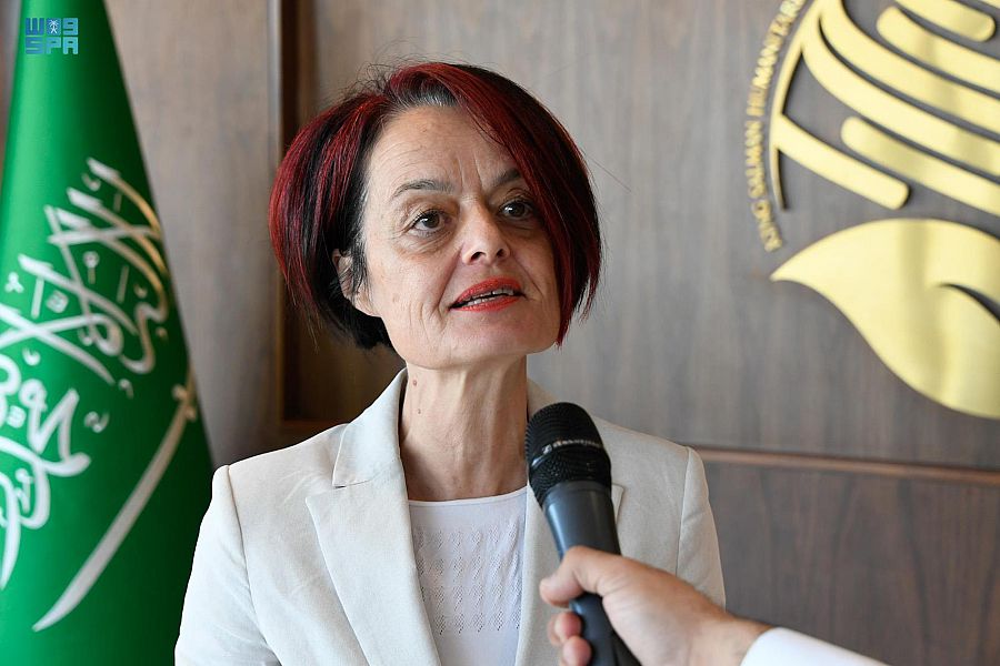 برنامج الغذاء العالمي: المملكة ساهمت باستقرار حالة الأمن الغذائي في اليمن.. وأنقذت موقفنا تجاه اللاجئين السوريين في الأردن برنامج الغذاء العالمي: المملكة ساهمت باستقرار حالة الأمن الغذائي في اليمن.. وأنقذت موقفنا تجاه اللاجئين السوريين في الأردن