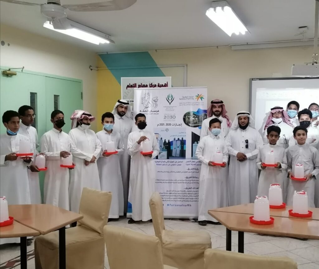 فريق فرسان الصفة التطوعي بالتعاون مع متوسطة عوف بن الحارث،  يقدم مبادرة “رحمة في كل كبدة رطبة”