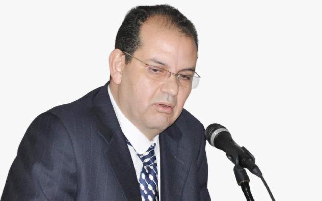 ترقية د. لطفي الزيادي إلى درجة أستاذ مشارك