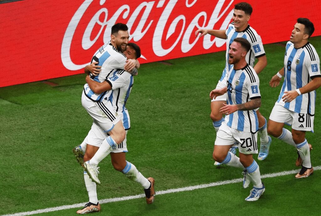 الأرجنتين تتأهل لنصف نهائى كأس العالم 2022 على حساب هولندا بركلات الترجيح