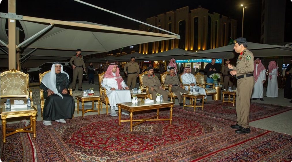 نائب أمير الشرقية يطّلع على خطط إدارة المرور خلال احتفالات يوم التأسيس نائب أمير الشرقية يطّلع على خطط إدارة المرور خلال احتفالات يوم التأسيس