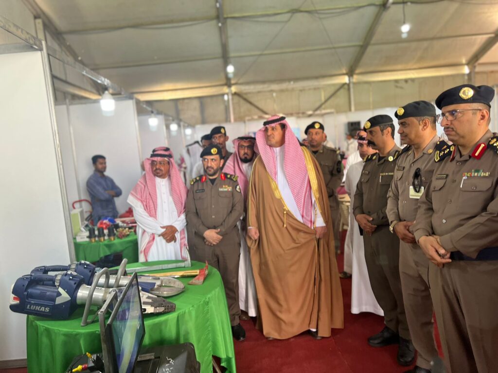 محافظ بيشة يدشن اليوم العالمي للدفاع المدني