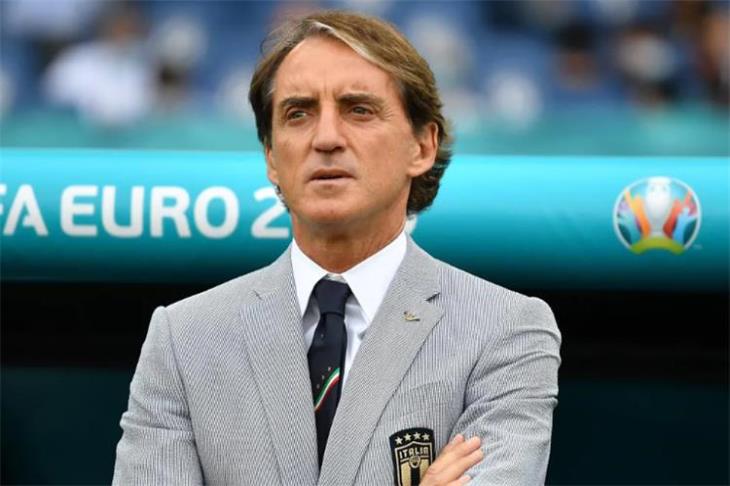 رسميًا.. المدرب الإيطالي روبرتو مانشيني يتولى قيادة المنتخب السعودي