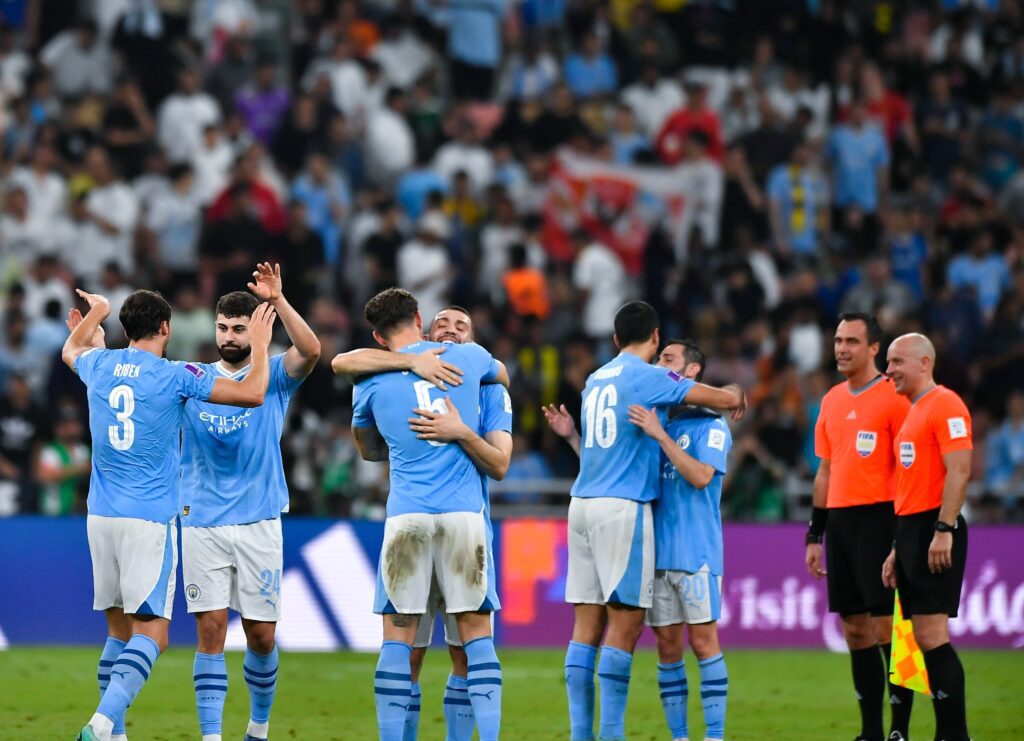 مانشستر سيتي الإنجليزي بطلاً لـ ‎كأس العالم للأندية 2023 لأول مرة في تاريخه بعد فوزه على ‎فلومينينسي البرازيلي برباعية نظيفة.