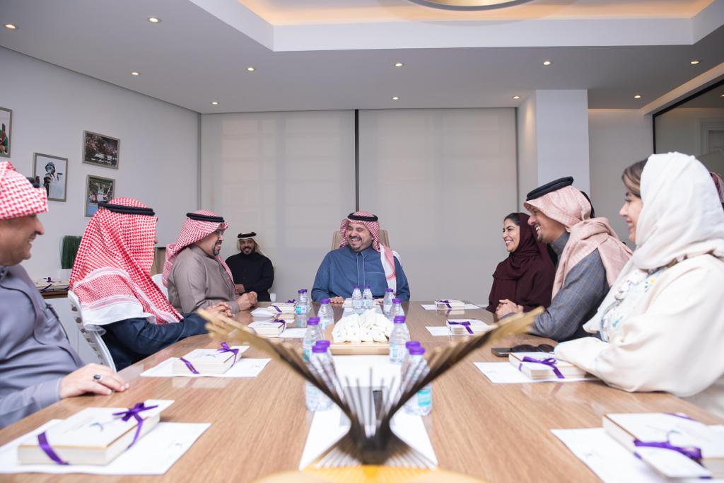 بن جلوي يدشن الهوية الجديدة لاتحاد رفع الاثقال
