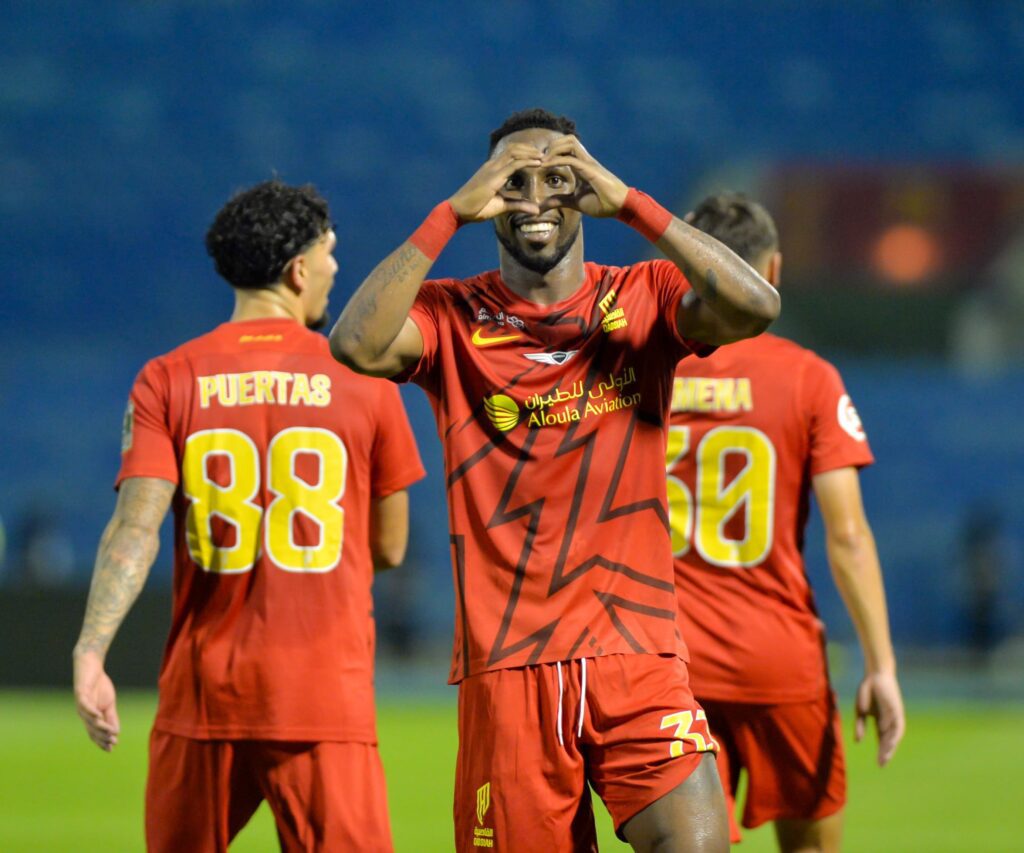 بأربعة أهداف مقابل هدف القادسية يتغلب على العروبة ويتأهل إلى دور الـ16 من كأس خادم الحرمين الشريفين بأربعة أهداف مقابل هدف القادسية يتغلب على العروبة ويتأهل إلى دور الـ16 من كأس خادم الحرمين الشريفين