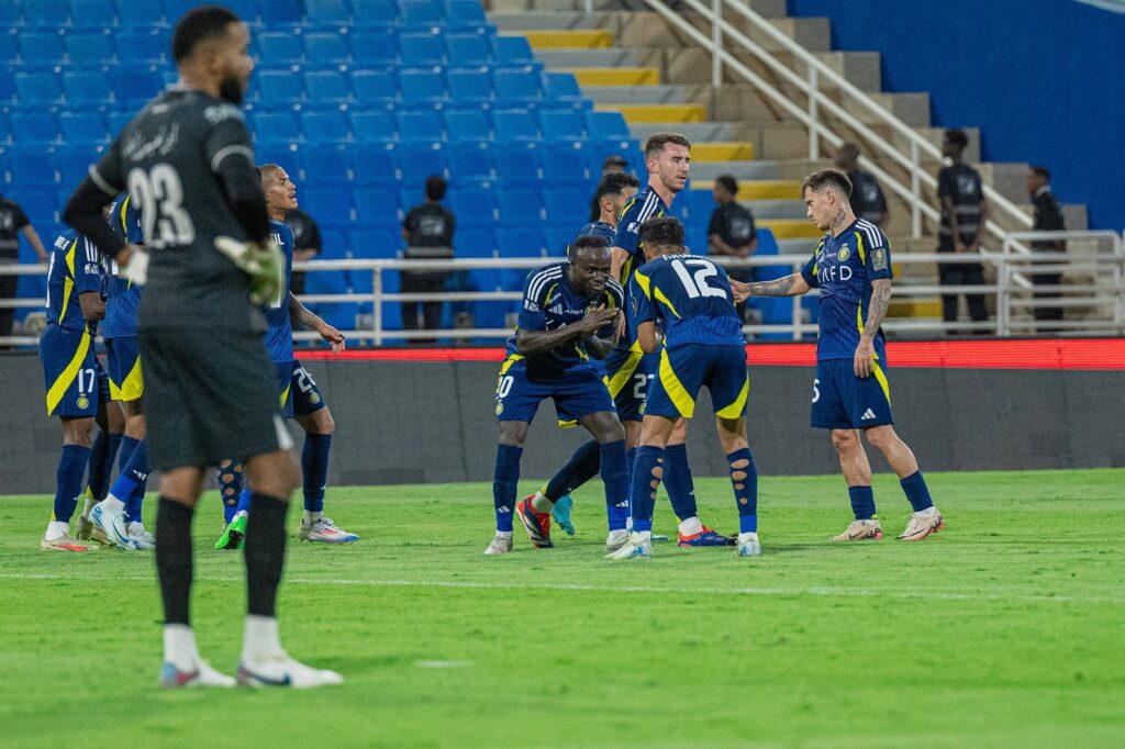 النصر يصعد لدور الـ 16 من كأس خادم الحرمين الشريفين بعد تجاوزه الحزم 2-1 النصر يصعد لدور الـ 16 من كأس خادم الحرمين الشريفين بعد تجاوزه الحزم 2-1
