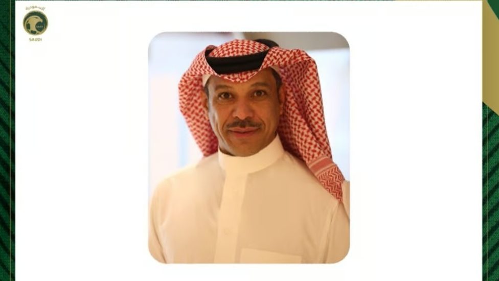 تعيين اللاعب الدولي السابق “صالح الداود” مديرًا للمنتخب الأول