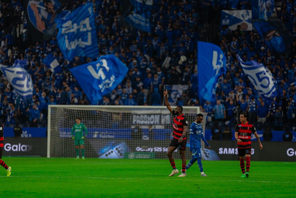 التعادل الإيجابي يحسم مواجهة الهلال ونظيره الرياض ضمن منافسات الجولة الـ 20 من الدوري السعودي للمحترفين