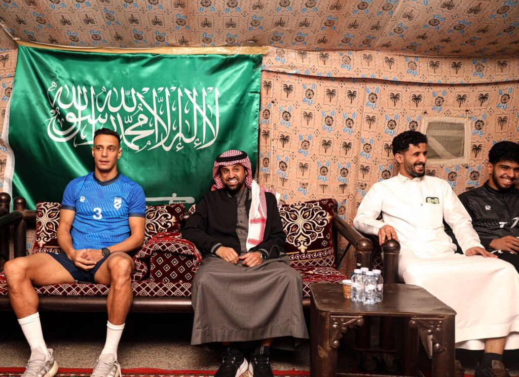 نادي الحزم يحتفل بيوم العلم السعودي