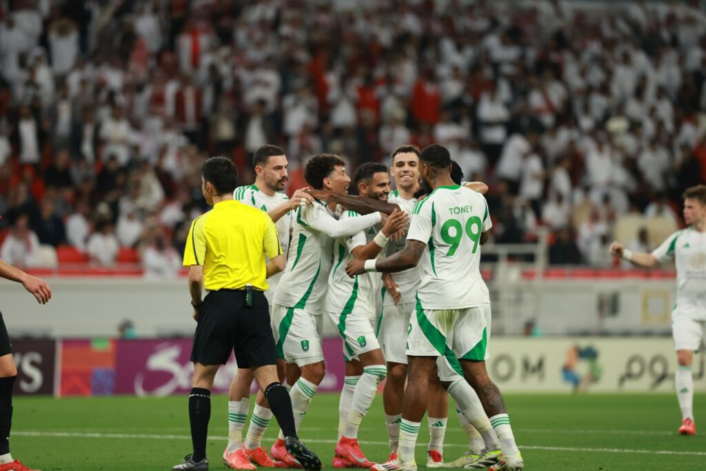 الأهلي يحقق فوزاً ثمينًا خارج الديار على الريان القطري بثلاثة أهداف مقابل هدف في ذهاب دور الـ 16 لدوري أبطال آسيا للنخبة