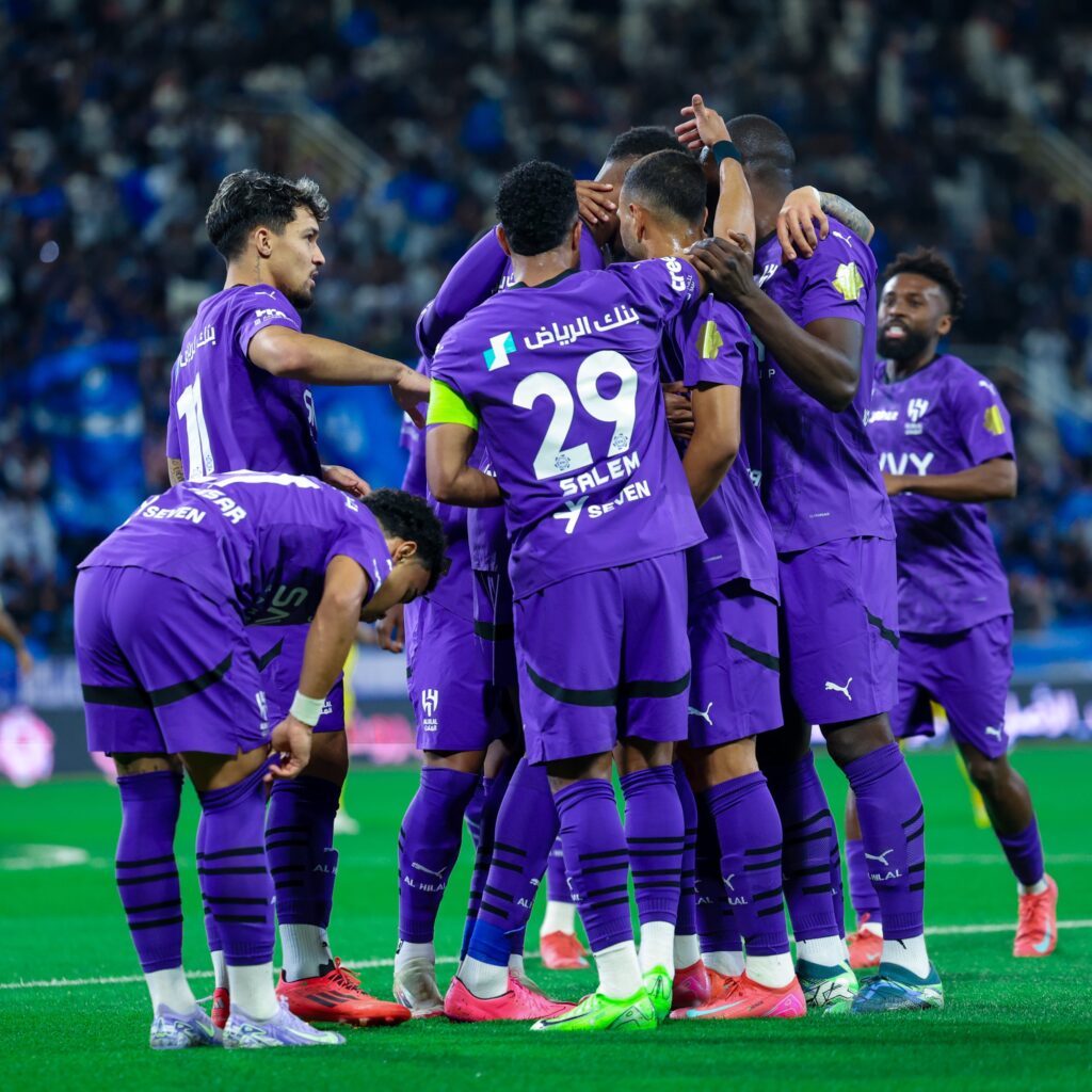 بهدفين.. الهلال يفوز على التعاون ويواصل ملاحقة الاتحاد