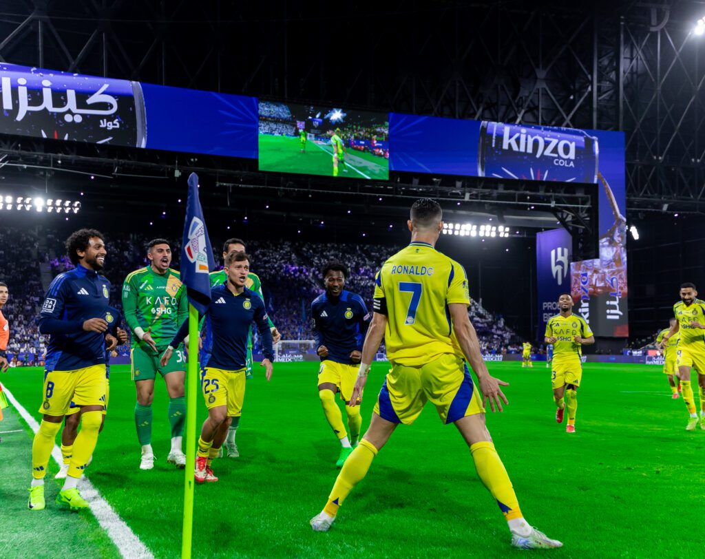 ‏بثلاثية.. النصر يتفوق على الهلال في ديربي العاصمة في ليلة تألق رونالدو