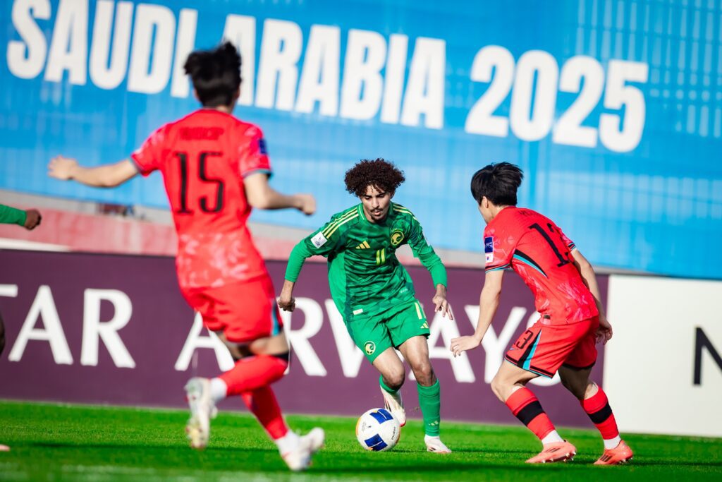 بركلات الترجيح.. المنتخب السعودي للناشئين يفوز على نظيره الكوري الجنوبي ويتأهل لنهائي بطولة كأس آسيا 2025