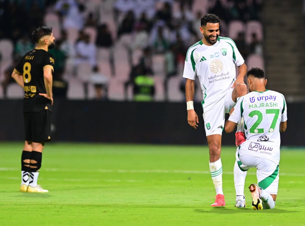 بنتيجة 3-2.. الأهلي يفوز على الوحدة ضمن منافسات الجولة الـ 29 بنتيجة 3-2.. الأهلي يفوز على الوحدة ضمن منافسات الجولة الـ 29