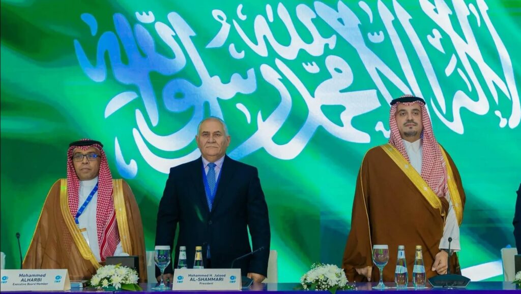 الأمير عبدالعزيز بن تركي رئيسًا فخريًا للاتحاد الدولي لرفع الأثقال