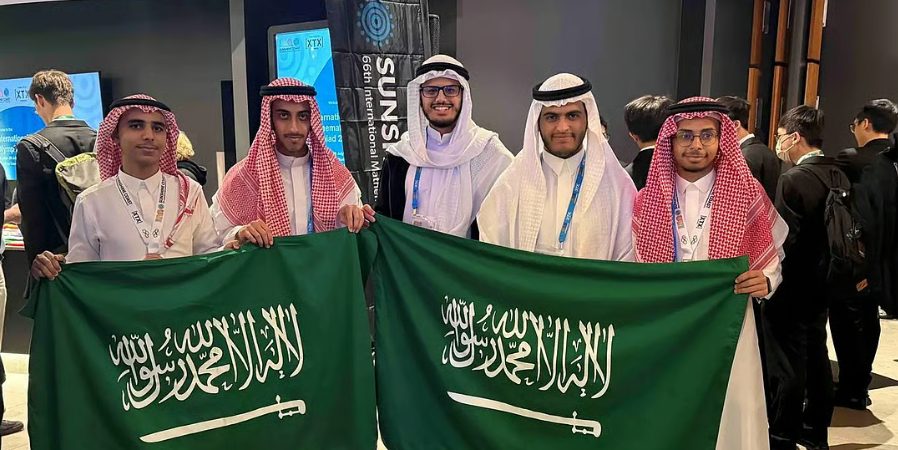 المملكة تحصد 7 جوائز دولية في أولمبياد الرياضيات في أستراليا والمعلوماتية في ألمانيا