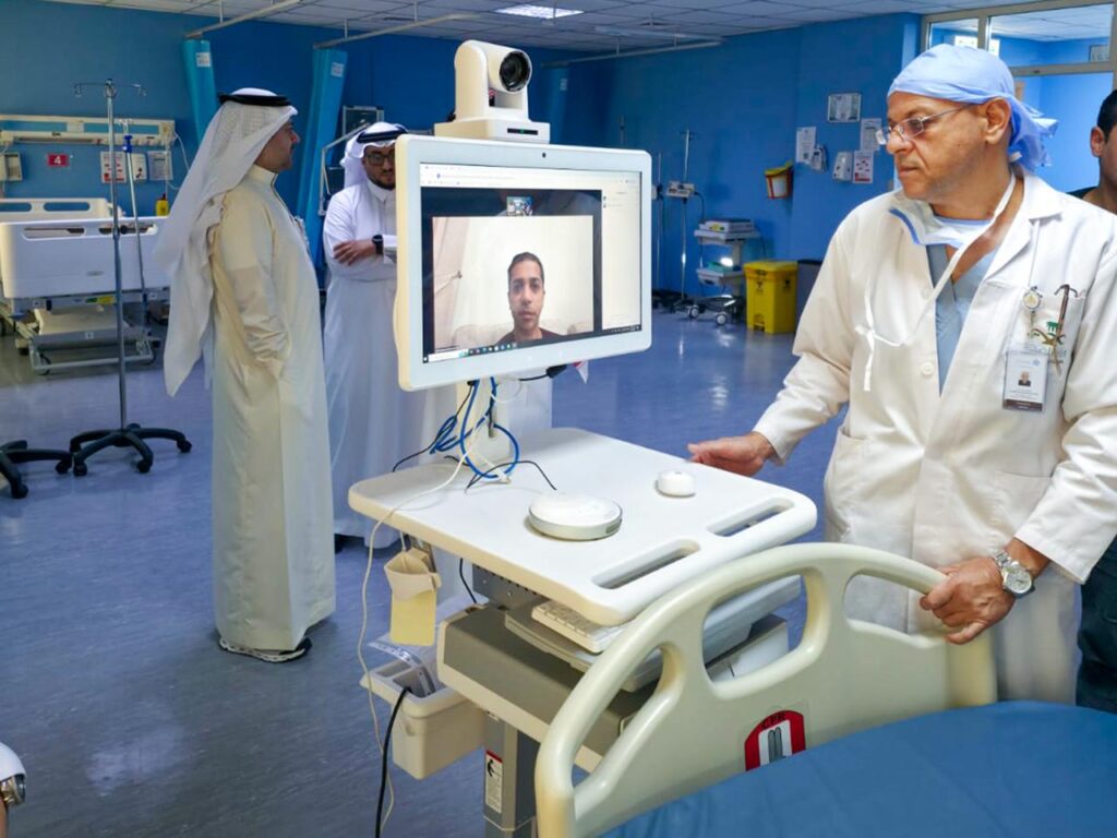 تدريب كوادر النعيرية على العناية المركزة الافتراضية تدريب كوادر النعيرية على العناية المركزة الافتراضية