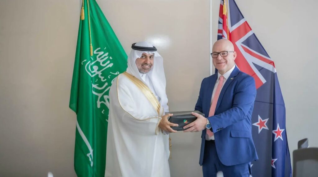 وزير الصحة يختتم زيارته إلى نيوزيلندا لبحث تعزيز التعاون الثنائي في المجالات الصحية