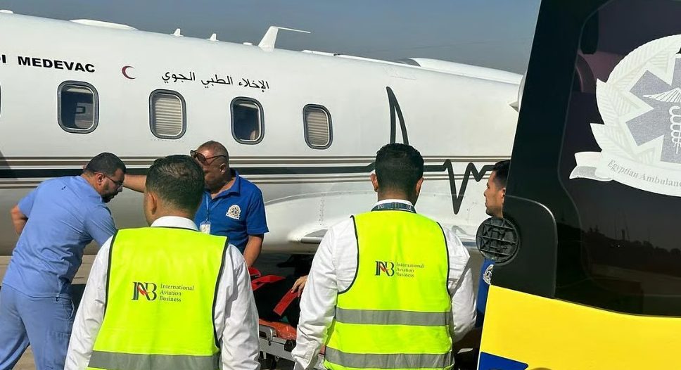 تنفيذ إخلاء طبي جوي لمواطنة في حالة حرجة من القاهرة إلى المملكة
