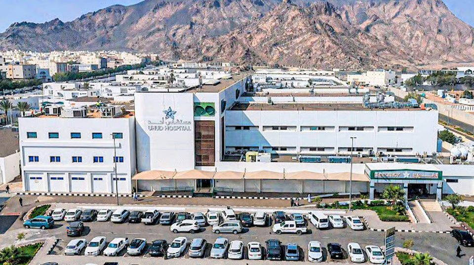 تدخل جراحي دقيق يعيد البصر لمقيم مصري بالمدينة المنورة