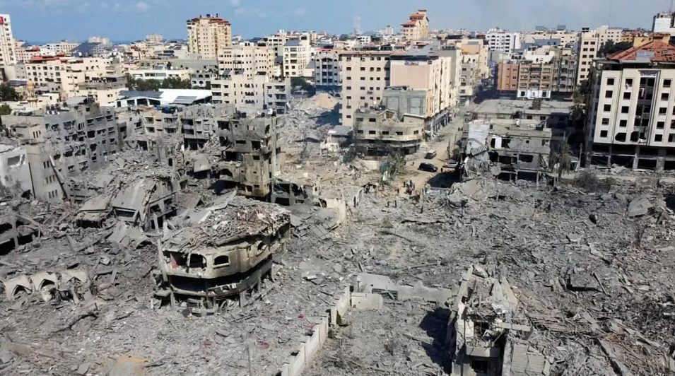 استشهاد 4 فلسطينيين جراء استهداف الاحتلال الإسرائيلي خيام نازحين غرب مدينة غزة