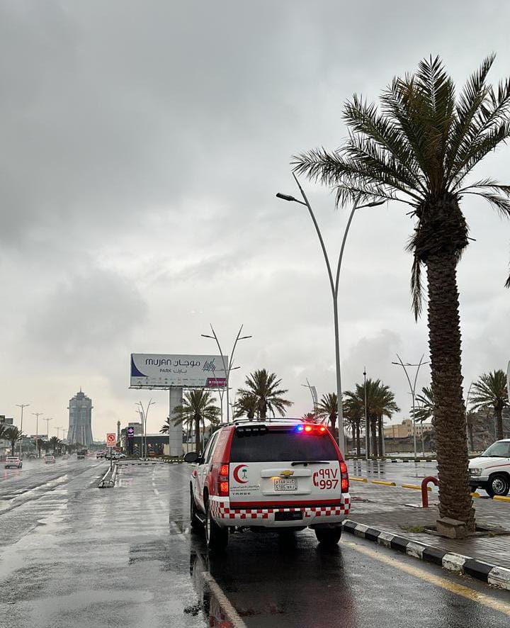 الهلال الأحمر بعسير يطلق خطة الاستعداد لموسم الشتاء