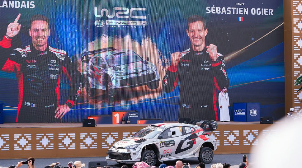 الفرنسي “سيباستيان أوجيه” يخطف لقب بطولة العالم للراليات في جدة