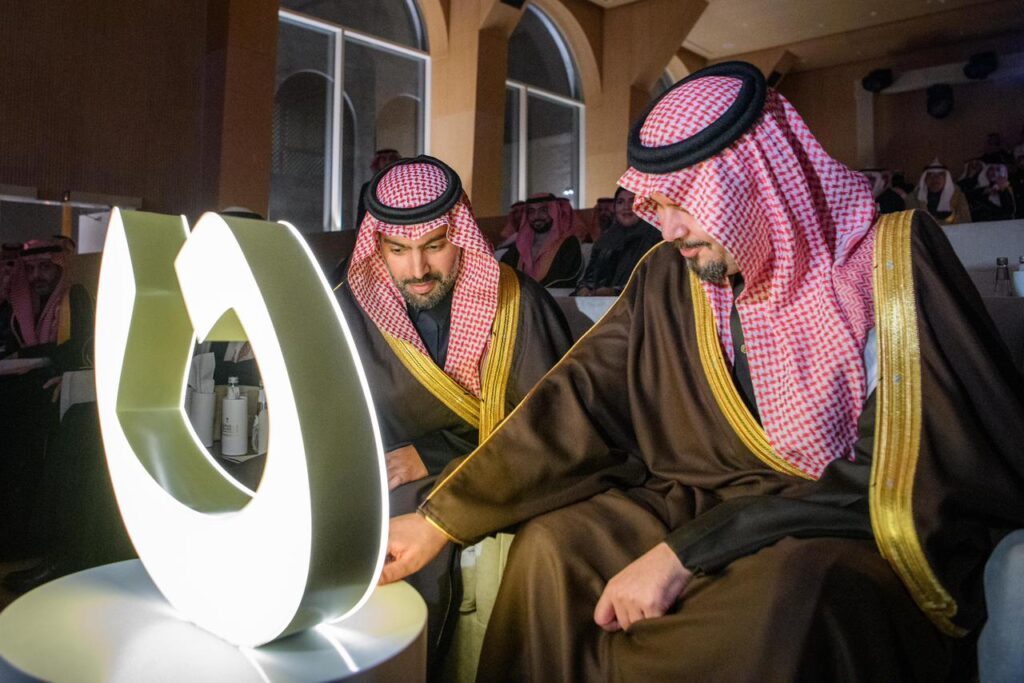 تحت رعاية سمو ولي العهد.. أمير منطقة المدينة المنورة يحضر حفل افتتاح مركز الأمير محمد بن سلمان العالمي للخط العربي