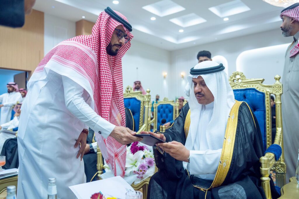 “محافظ الرس”.. يدشن مبادرة “الرس أجمل” بجوائز تصل إلى 200 ألف ريال