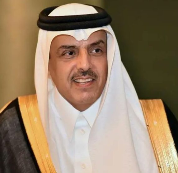 الأمير عبدالعزيز بن عيّاف يُوجِّه بتخصيص يوم الثلاثاء للدراسة والعمل -عـن بُعـد- في جامعة الأمير سلطان