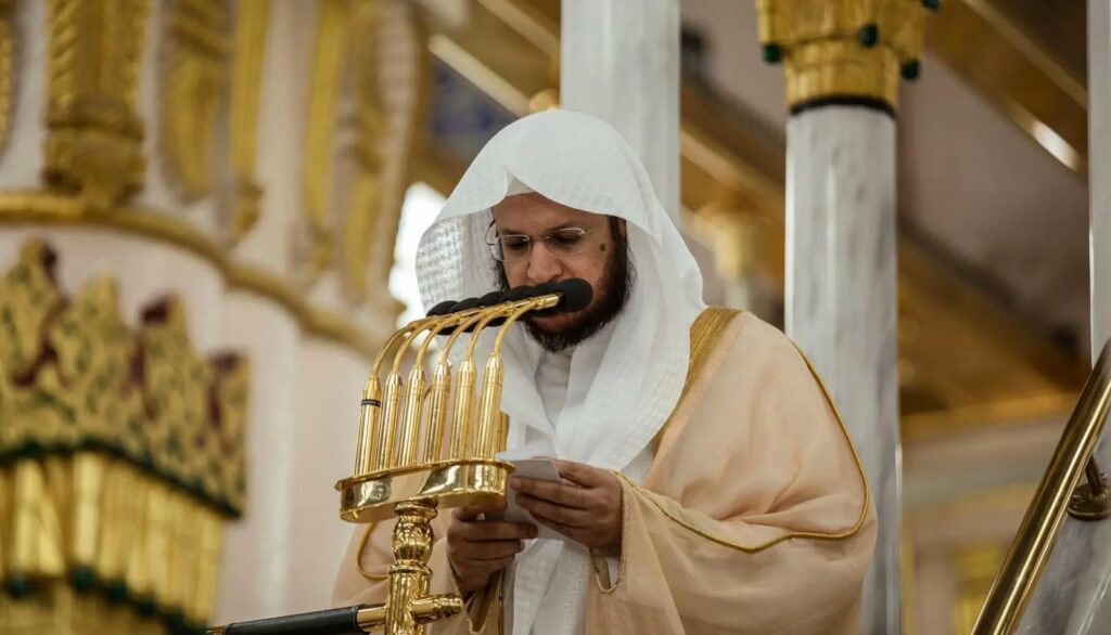 خطيب المسجد النبوي: المسارعة إلى الخيرات دليل علو الهمة وعلامة التوفيق