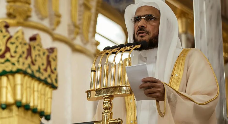 خطيب المسجد النبوي: تقوى الله زاد القلوب ومعرفته سبيل الطمأنينة