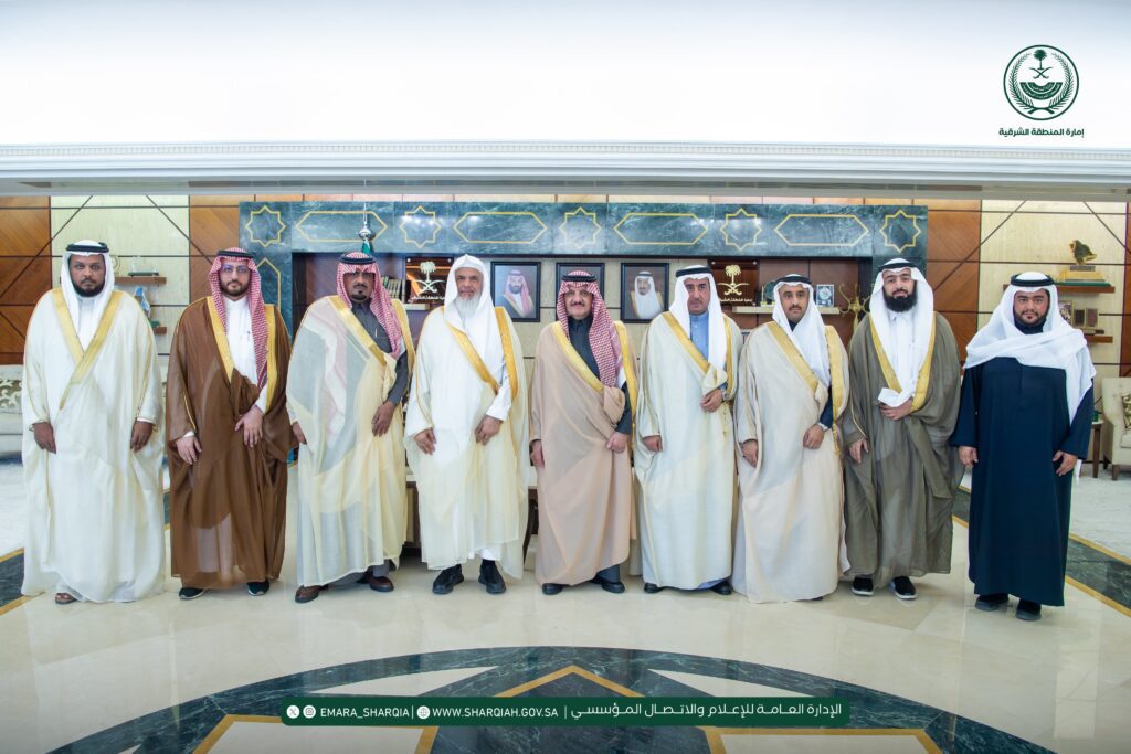 أمير المنطقة الشرقية يستقبل رئيس مجلس إدارة جمعية “رعاية” لتيسير الزواج ورعاية الأسرة بالأحساء