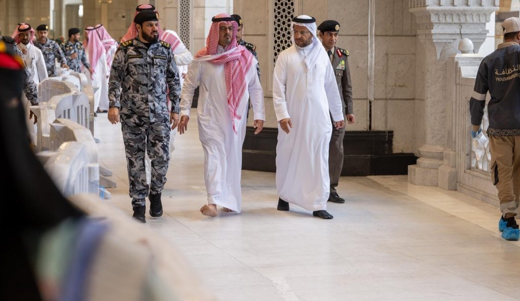 نائب أمير منطقة مكة المكرمة يقف ميدانيًا على جاهزية المسجد الحرام لاستقبال ضيوف الرحمن في رمضان