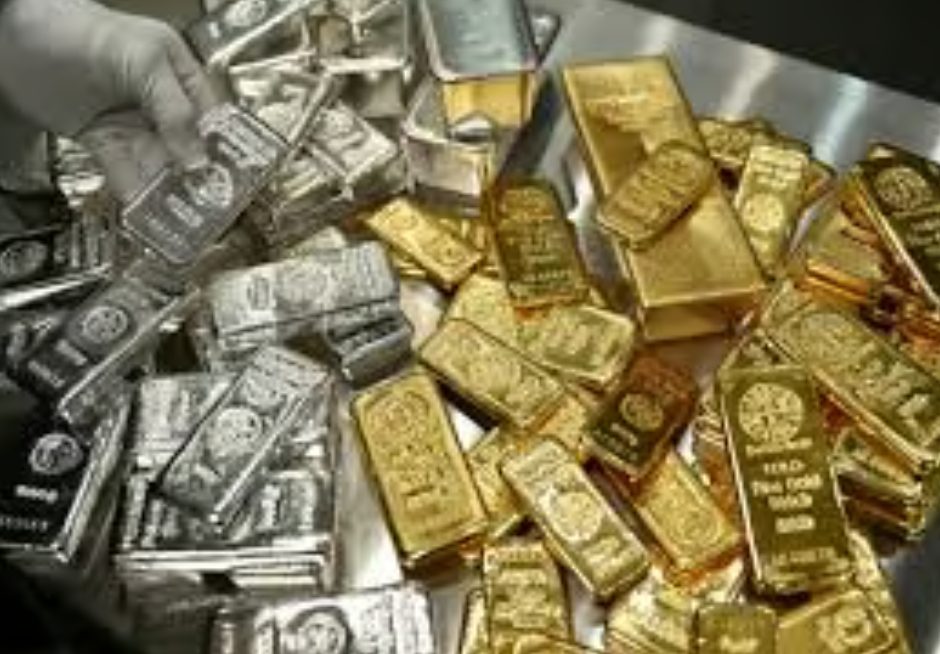 تراجع حاد في أسعار الذهب والفضة مع انحسار رهانات خفض الفائدة