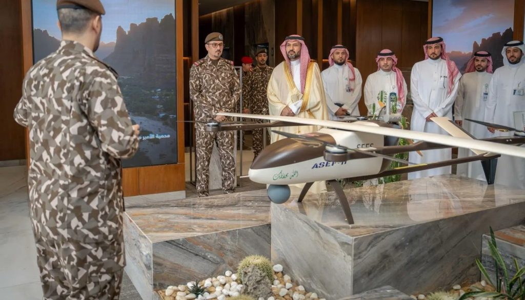 مساعد وزير الداخلية لشؤون التقنية يزور قيادة القوات الخاصة للأمن البيئي مساعد وزير الداخلية لشؤون التقنية يزور قيادة القوات الخاصة للأمن البيئي