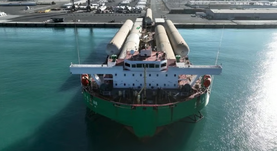 ميناء نيوم: مركز استراتيجي عالمي لتجارة البحر الأحمر