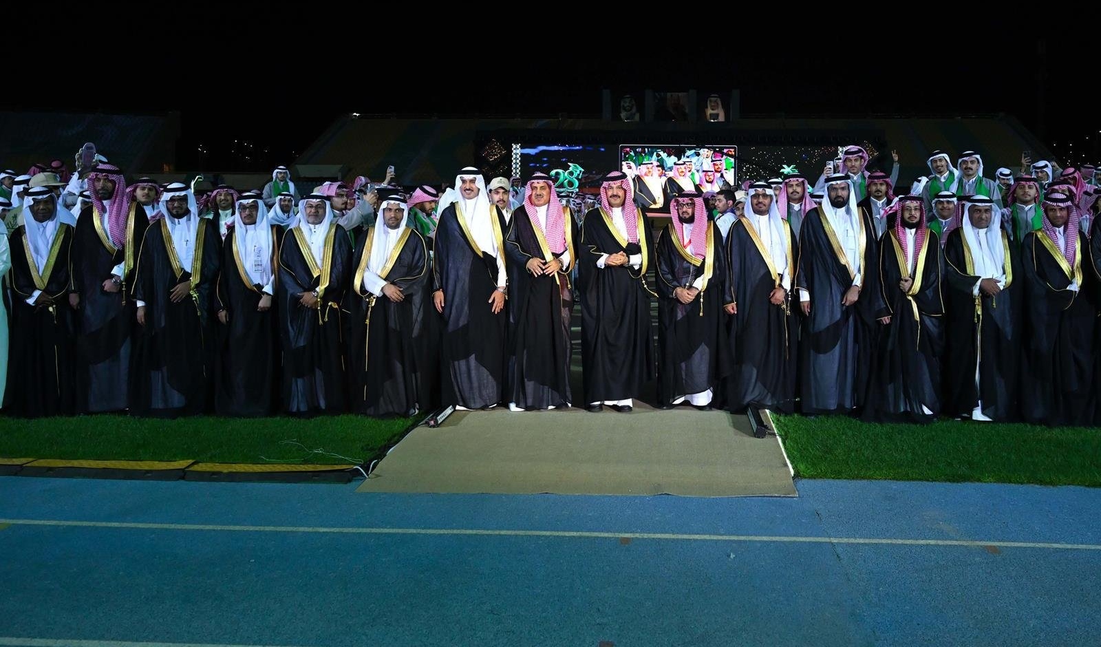 برعاية أمير منطقة عسير.. جامعة الملك خالد تحتفي بتخريج 14 ألف طالبًا وطالبة من دفعة الـ 28