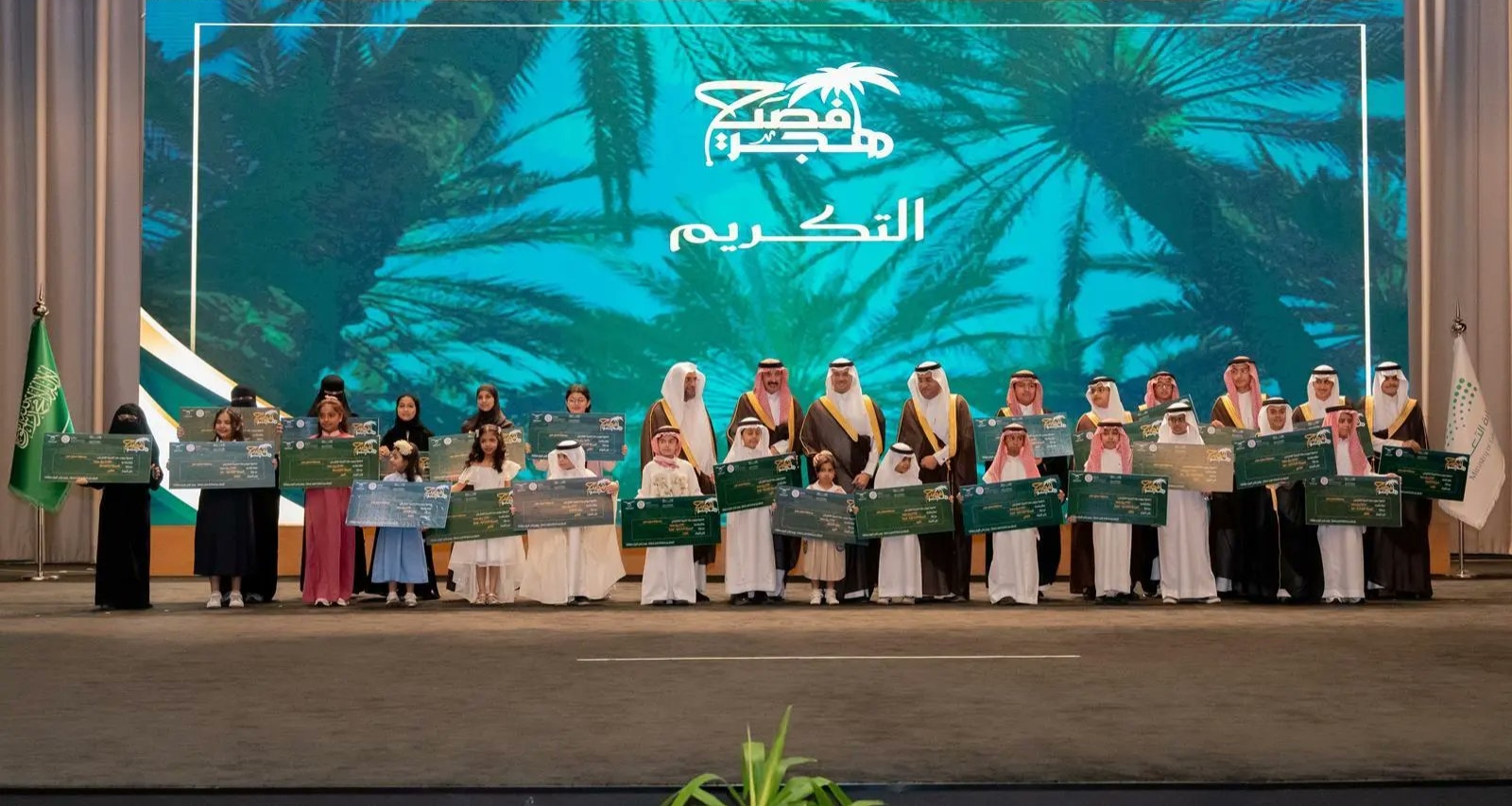 محافظ الأحساء يكرّم الفائزين في مبادرة “فصيح هجر” للخطابة