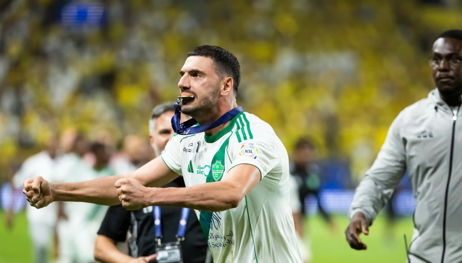 الانضباط والأخلاق: إيقاف المدافع ديميرال.. وغرامات مالية على النصر والأهلي